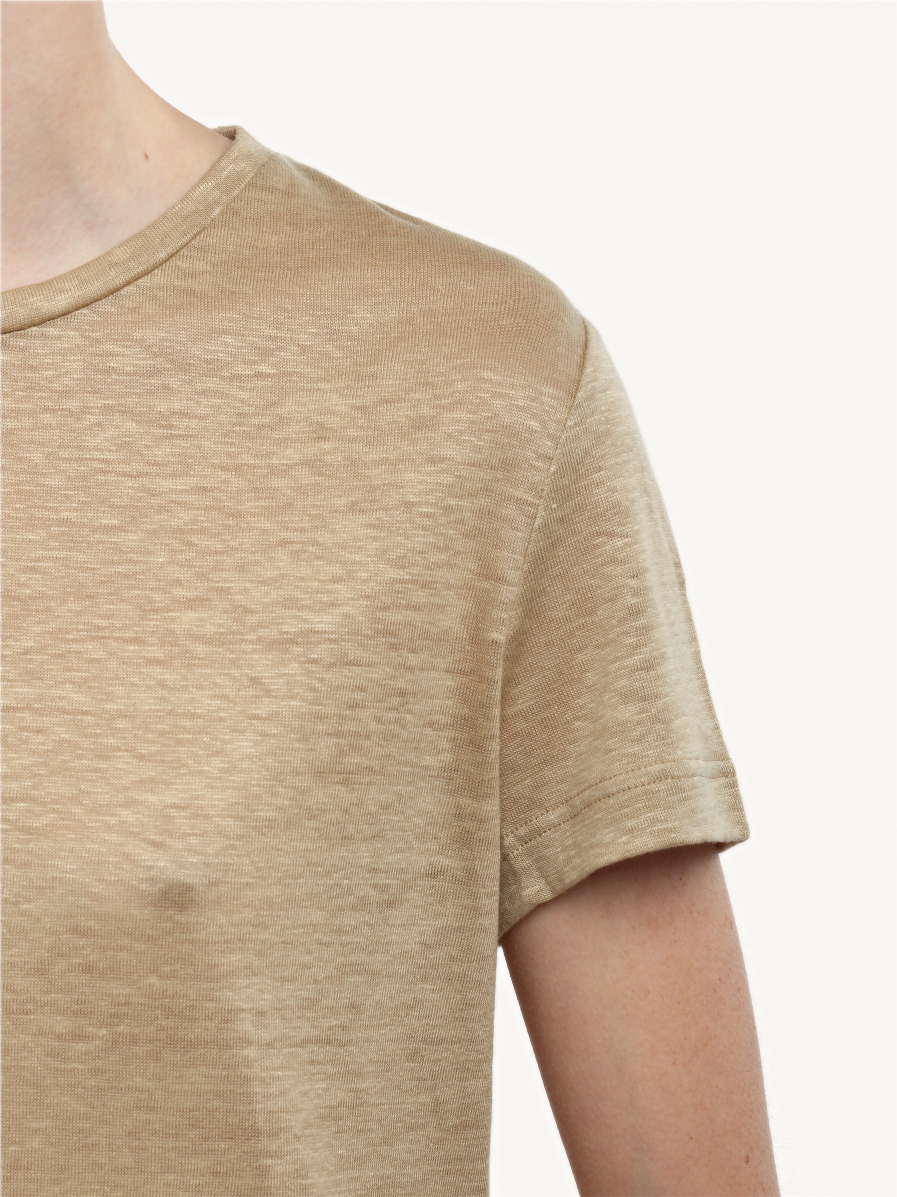 The linen knit in Sand Beige, up close.