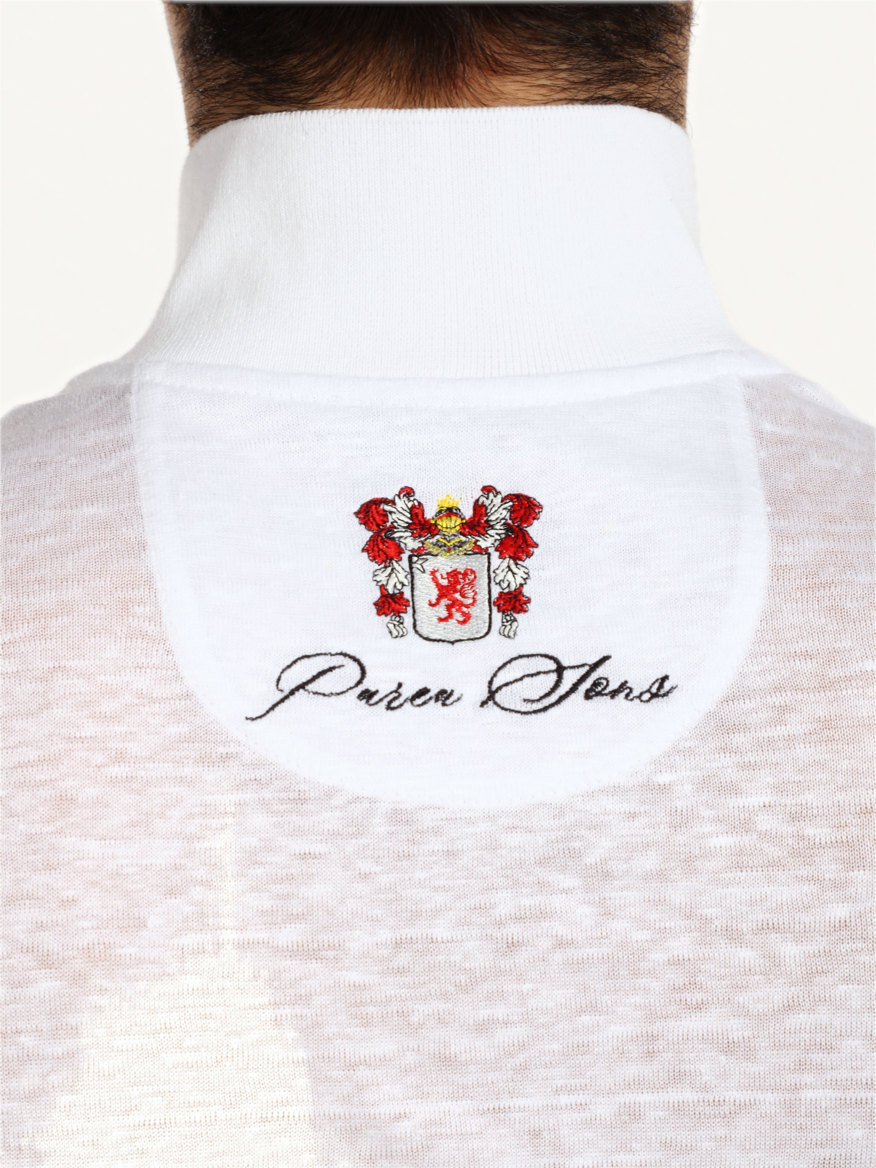 Short-Sleeve Zip Mock-Neck, the embroidery, close up